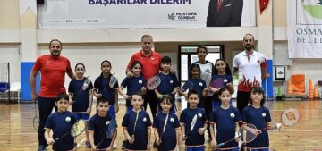 Osmangazili Badmintoncular Işık Saçıyor